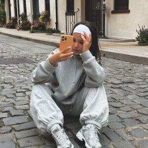 Meet your Posher, Monica